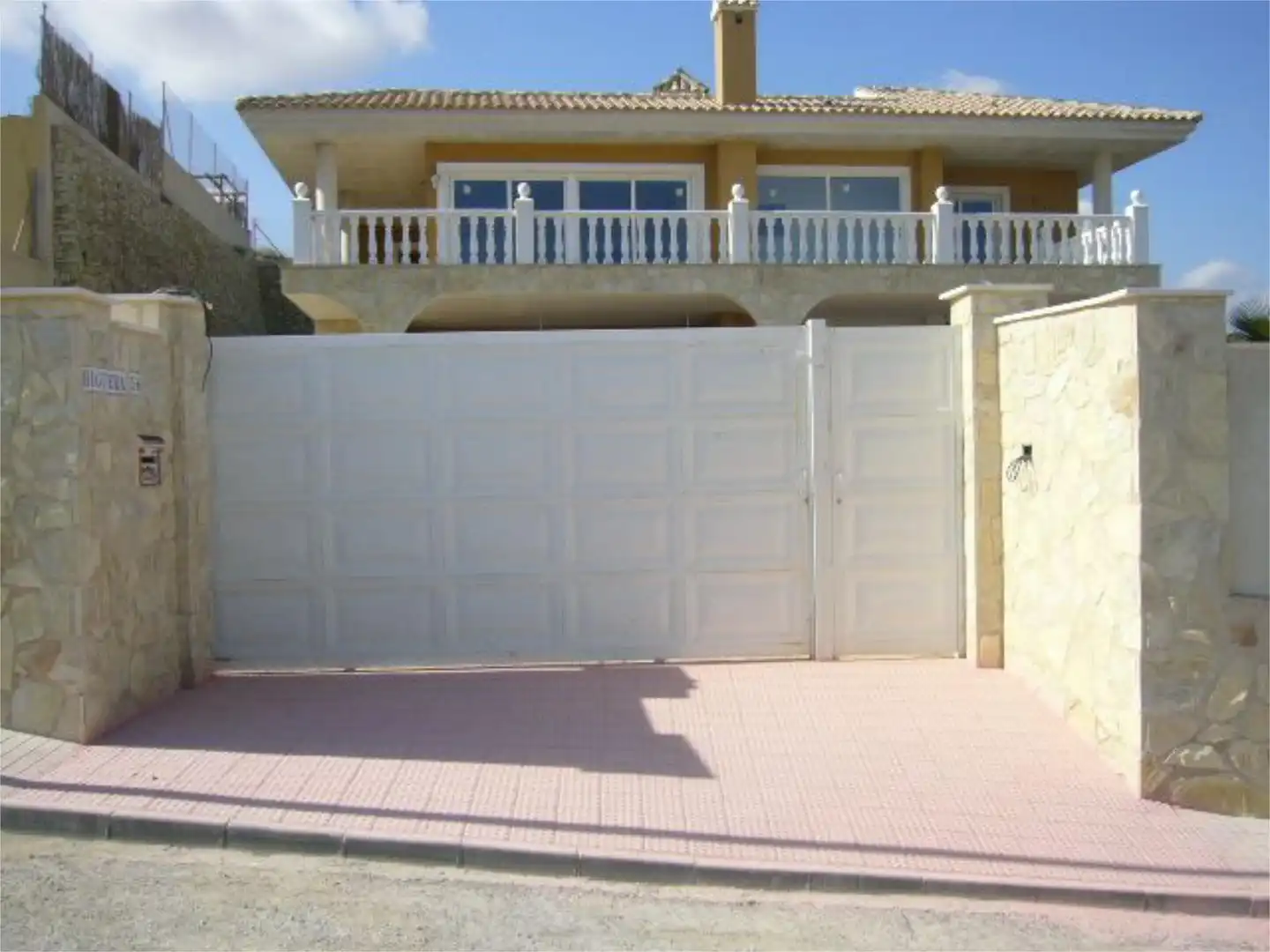Wohnung zum Verkauf in Mutxamel mit Klimaanlage, Terrasse und Schwimmbad