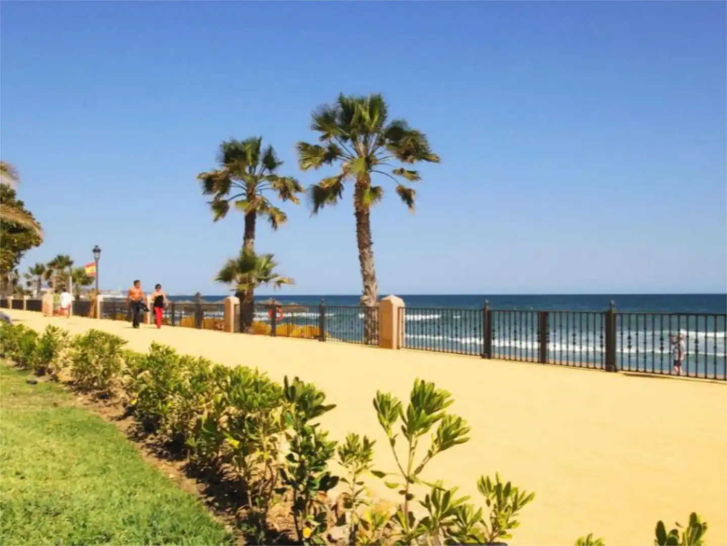 Flat for sale in Avenida Conde Rudi, 2, La Carolina - Guadalpín Exterior view of Flat for sale in Marbella with Air Conditioner, Heating and Private garden