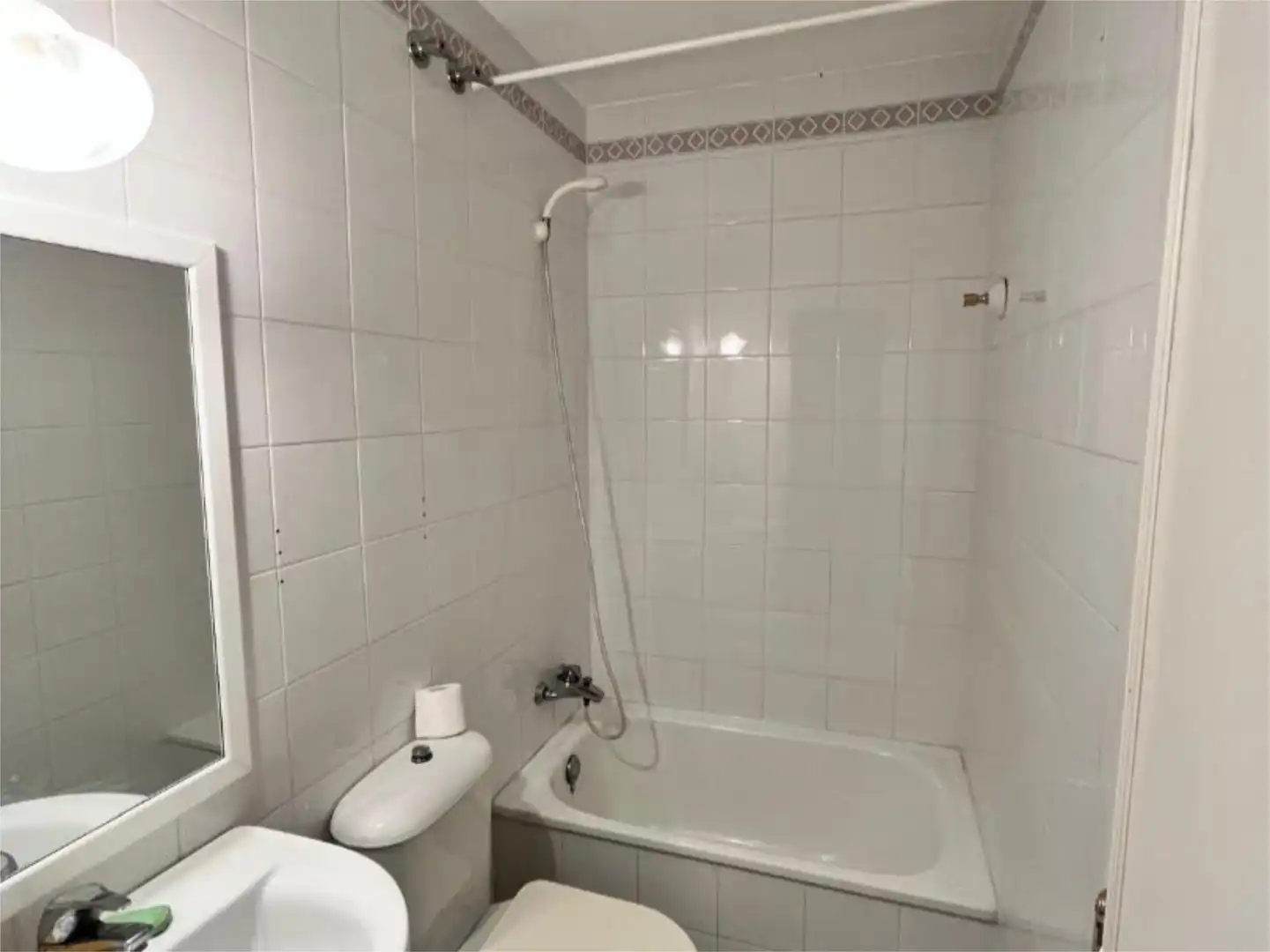 Piso en venta en Calle Tomillo, 2, Las Palmeras - Dehesilla Baño de Piso en venta en Sanlúcar de Barrameda