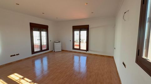 Foto 2 de Piso en venta en Calle Hermanos Pinzón, 21, Carmona, Sevilla