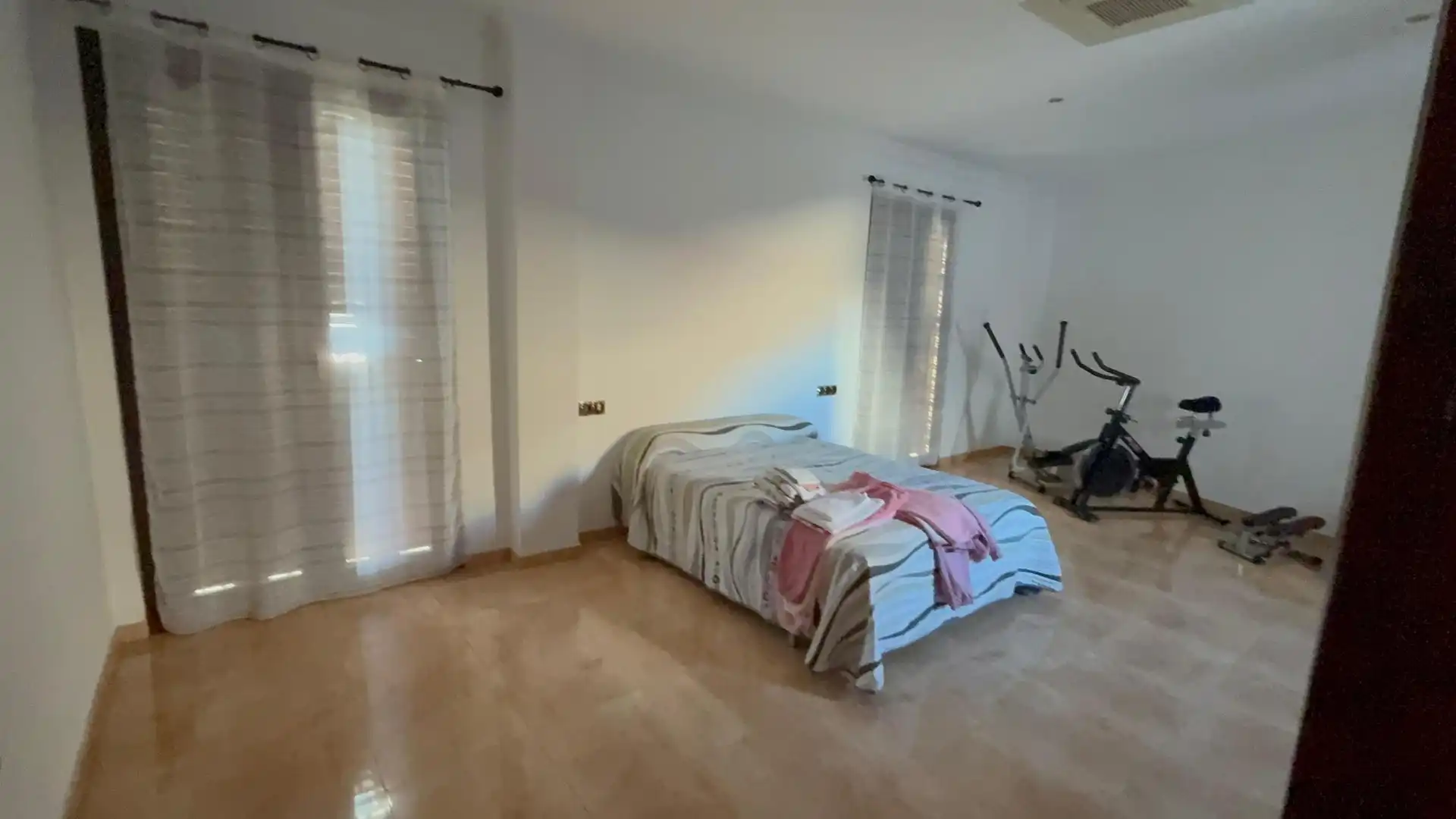 Piso en venta en Carmona con Aire acondicionado, Calefacción y Jardín privado