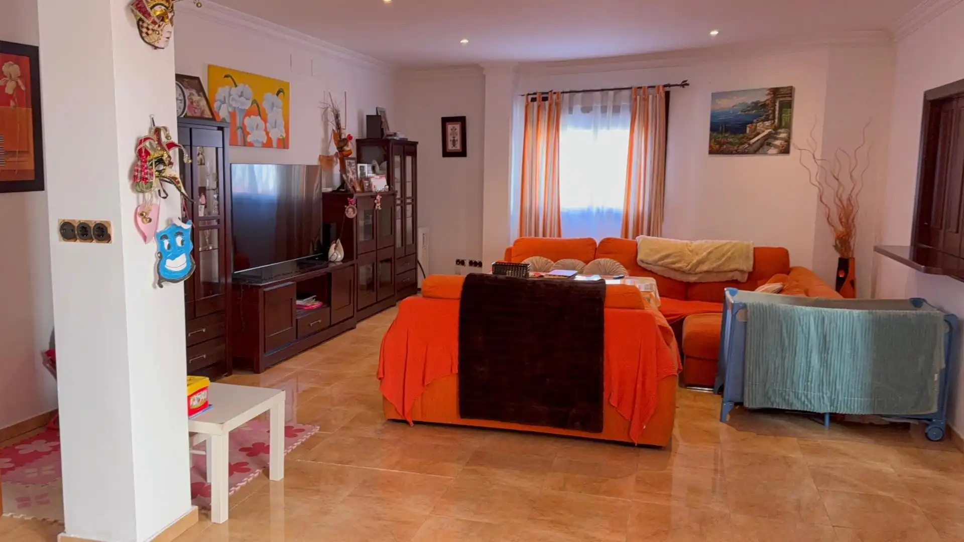 Sala de estar de Piso en venta en Carmona con Aire acondicionado, Calefacción y Jardín privado