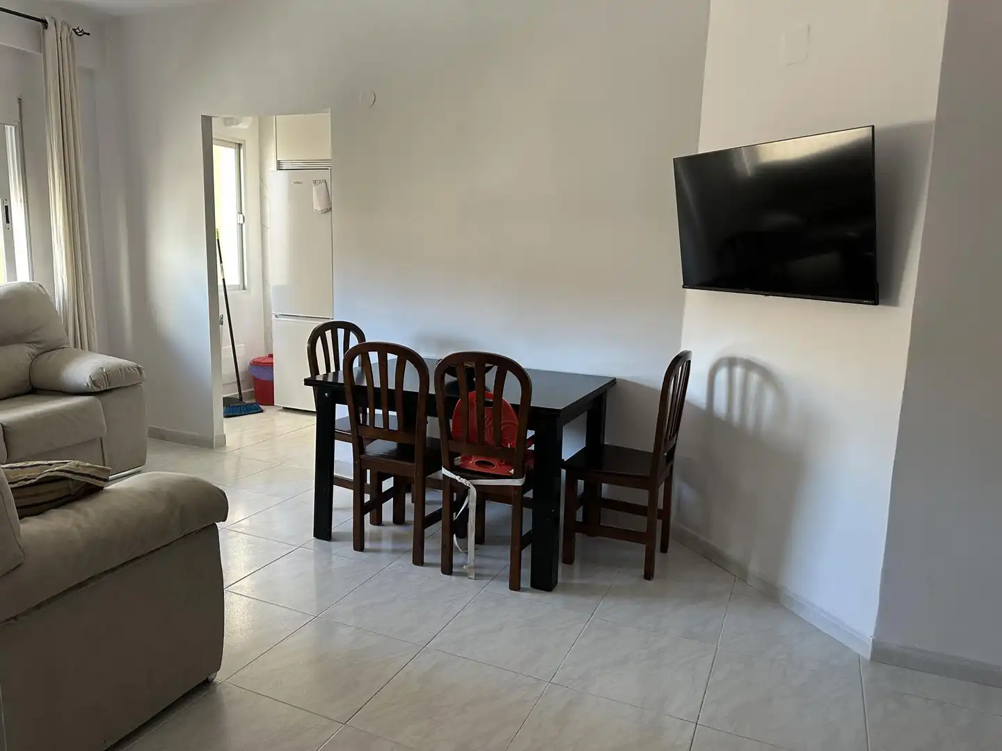 Piso en venta en Calle Manila, 4, Almuñecar Centro Comedor de Piso en venta en Almuñécar con Balcón