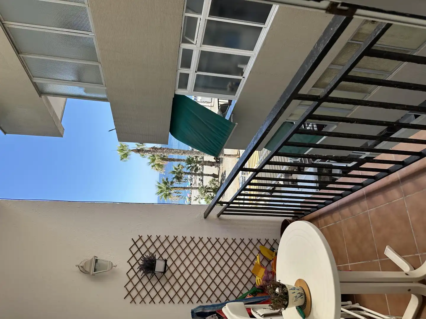 Piso en venta en Calle Manila, 4, Almuñecar Centro Terraza de Piso en venta en Almuñécar con Balcón