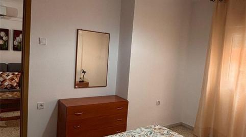 Foto 3 de Pis de lloguer a Calle el Alcázar, 28, Nueva Andalucía,  Almería Capital