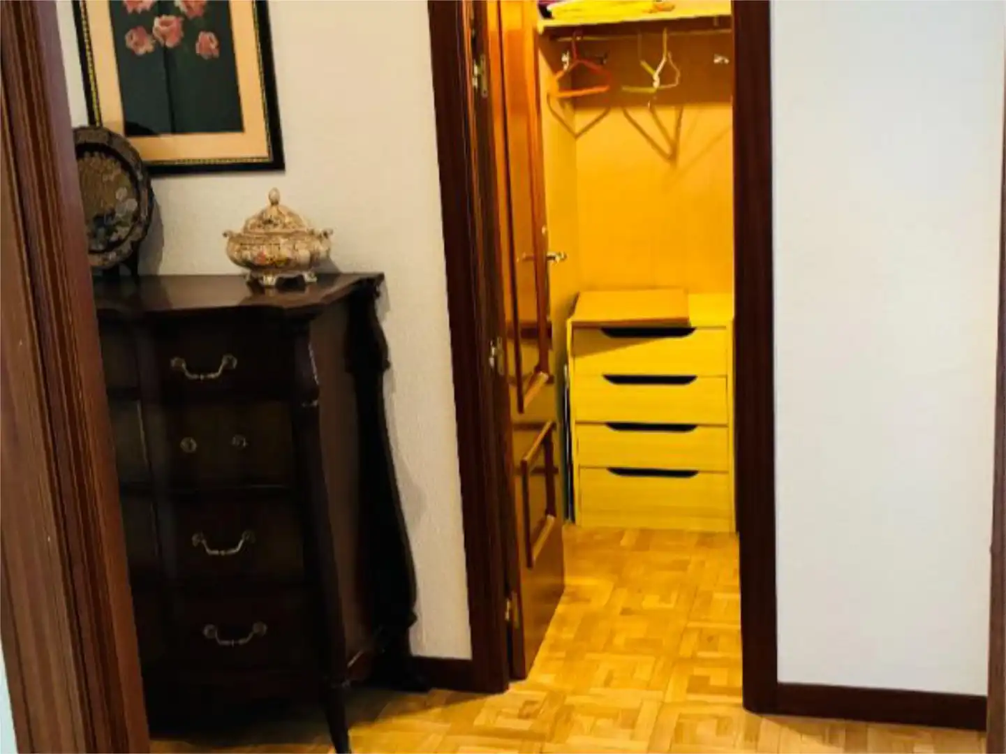 Pis en venda a Calle del Condado de Treviño, 2, Costillares Dormitori de Pis en venda en Madrid amb Aire condicionat, Calefacció i Parquet