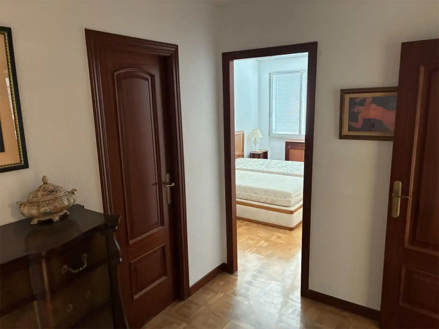 Pis en venda a Calle del Condado de Treviño, 2, Costillares Dormitori de Pis en venda en Madrid amb Aire condicionat, Calefacció i Parquet