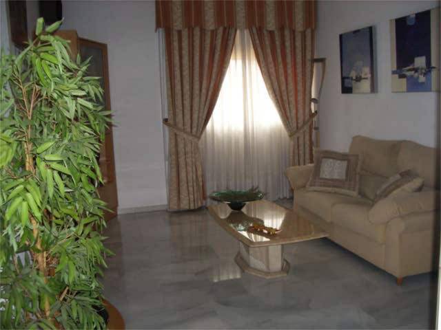 Piso en Alquiler en Doctor Barraquer - G. Renfe - Policlínico