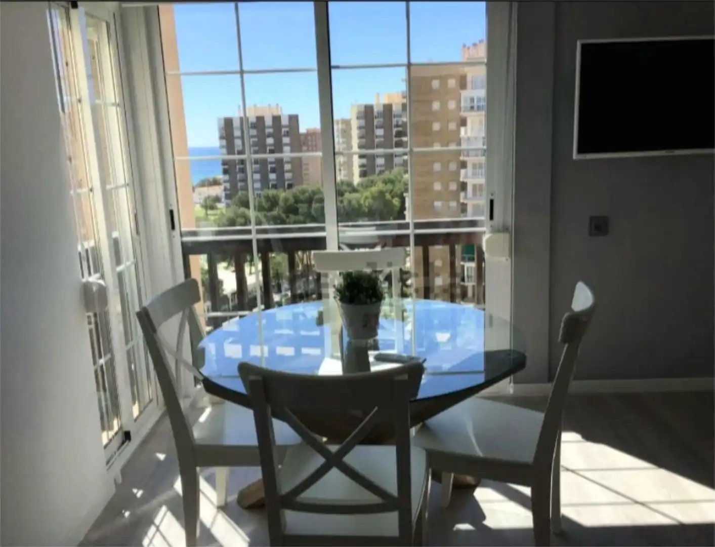 Study for rent in Calle Gustavo A. Becquer, Campoamor Dining room of Study for rent in Orihuela with Heating, Private garden and Parquet flooring
