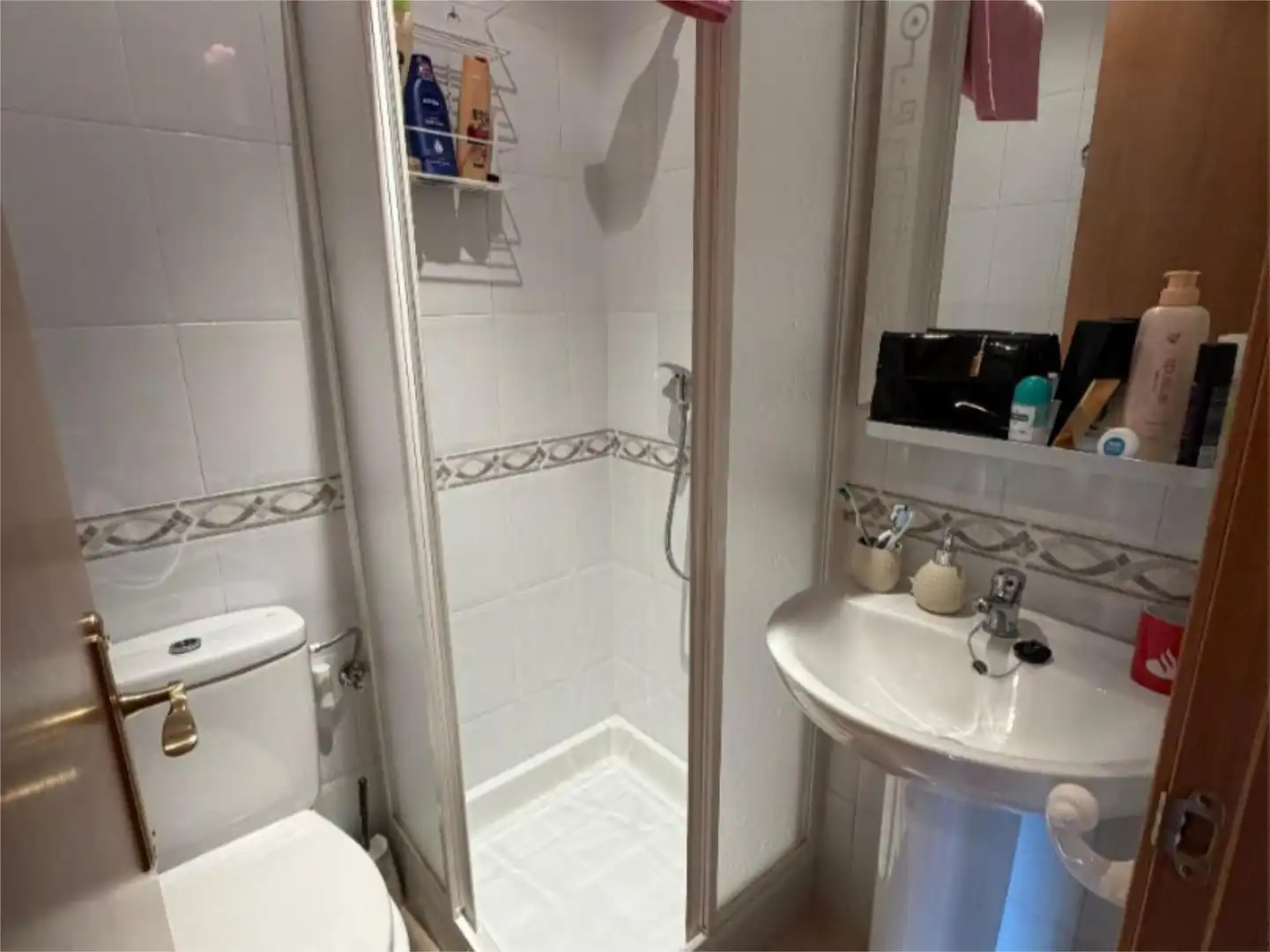 Piso en venta en Calle Carretera de Madrid, 289, Navaluenga Baño de Piso en venta en Navaluenga con Terraza