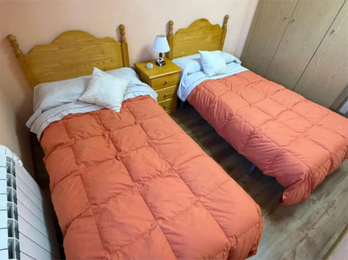 Piso en venta en Calle Carretera de Madrid, 289, Navaluenga Habitación de Piso en venta en Navaluenga con Terraza