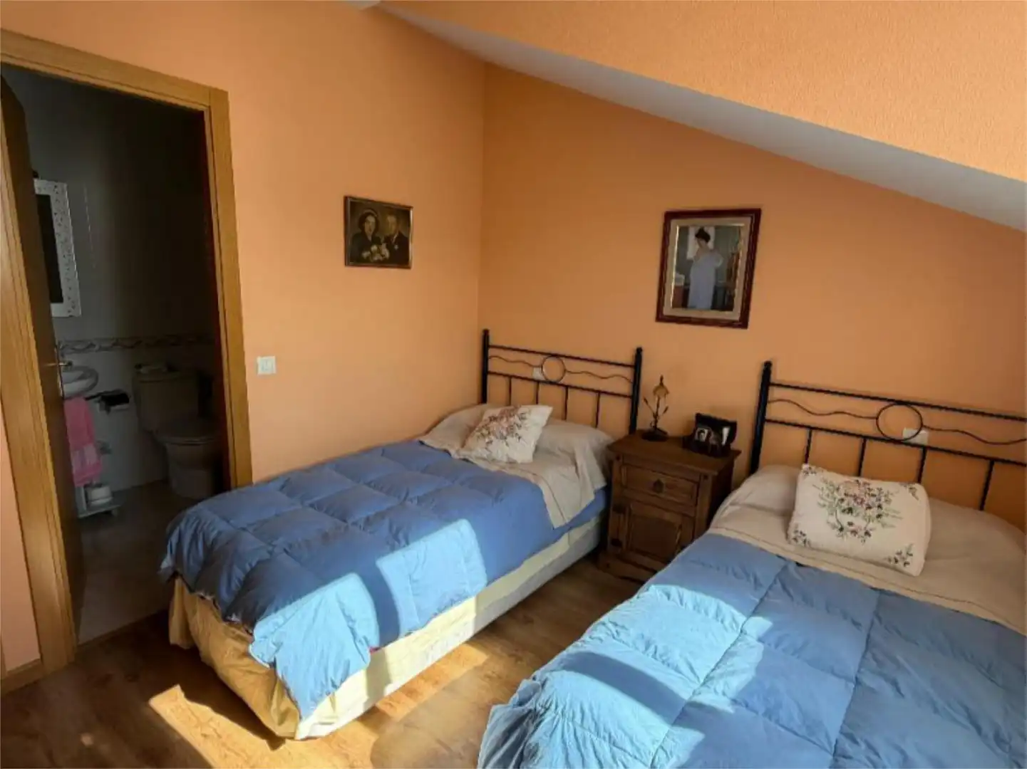 Piso en venta en Calle Carretera de Madrid, 289, Navaluenga Habitación de Piso en venta en Navaluenga con Terraza