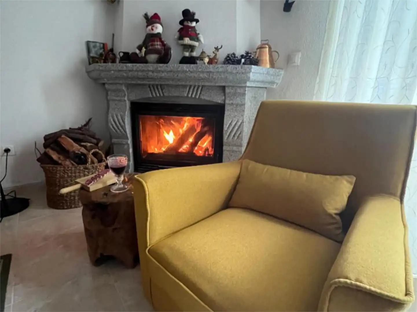 Piso en venta en Calle Carretera de Madrid, 289, Navaluenga Sala de estar de Piso en venta en Navaluenga con Terraza