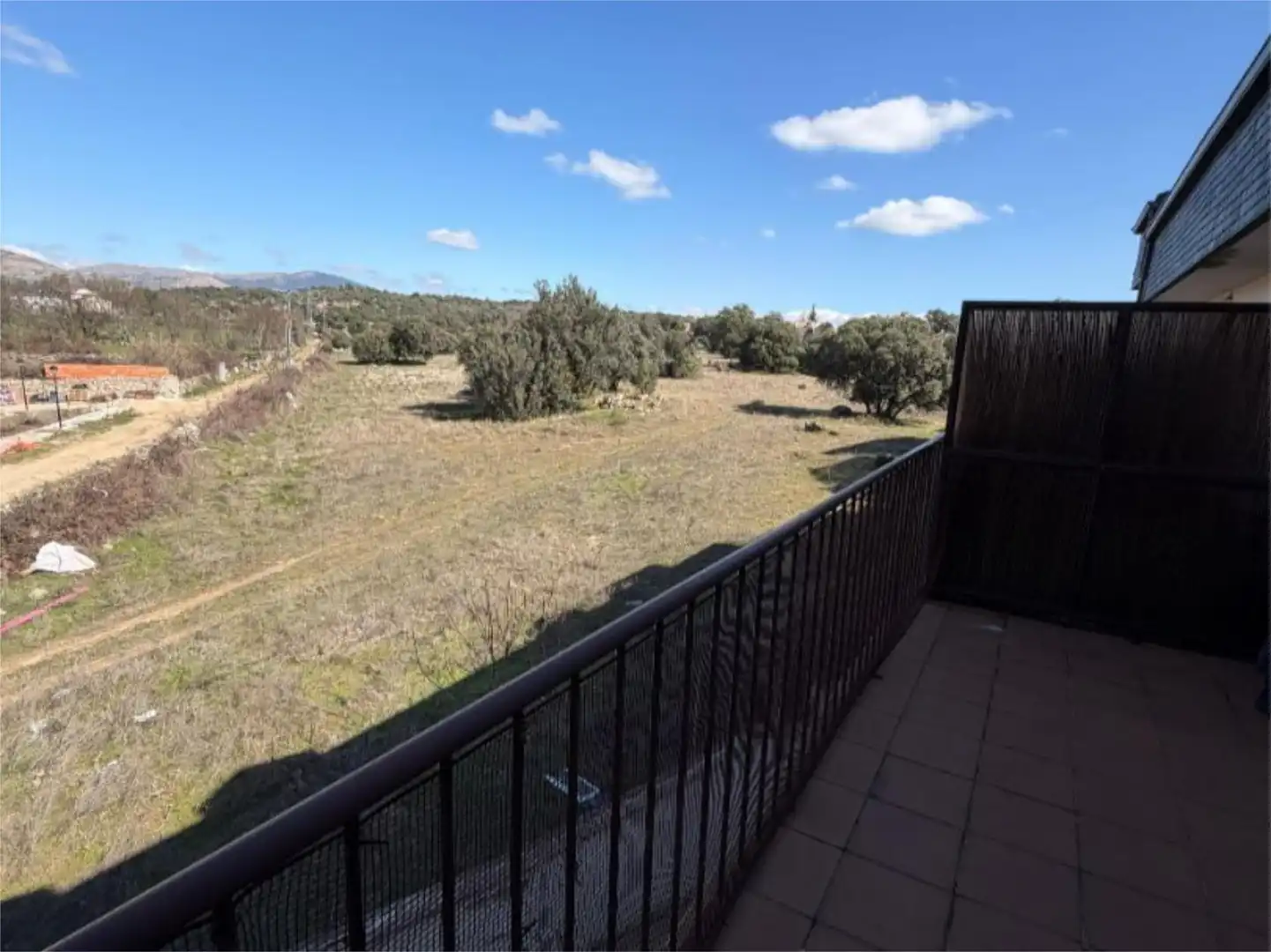 Piso en venta en Calle Carretera de Madrid, 289, Navaluenga Jardín de Piso en venta en Navaluenga con Terraza