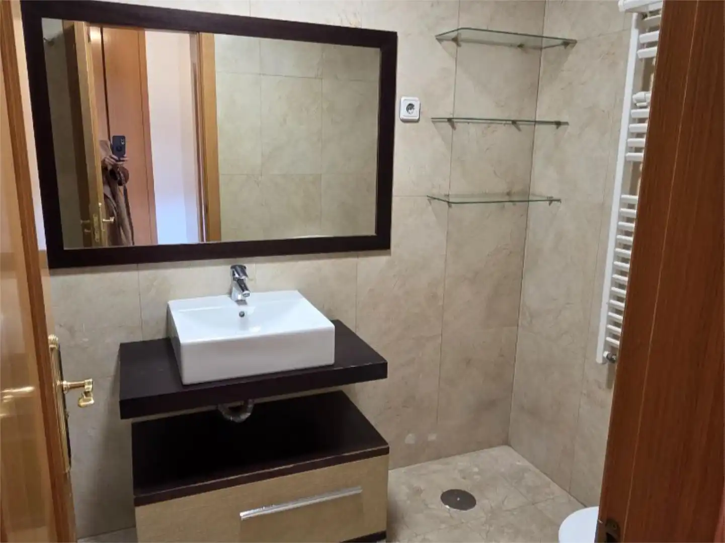 Piso de alquiler en Avenida de Francisco Pi y Margall, 86, Sanchinarro Baño de Piso de alquiler en Madrid con Aire acondicionado, Calefacción y Parquet