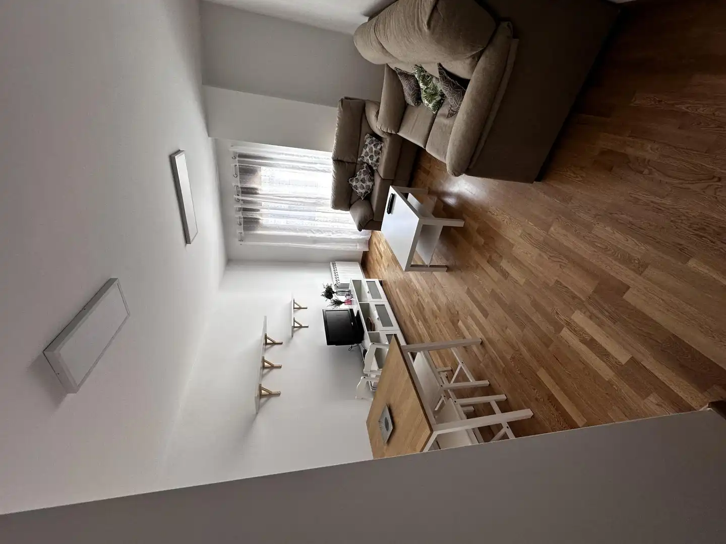 Sala de estar de Piso para compartir en Ávila Capital con Calefacción, Parquet y Terraza