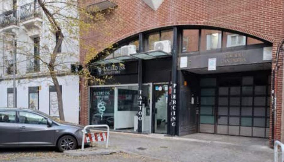 Garage for rent in Ventas, Madrid Capital - image 1 Photo 1 of Garage for rent in Ventas, Madrid Capital