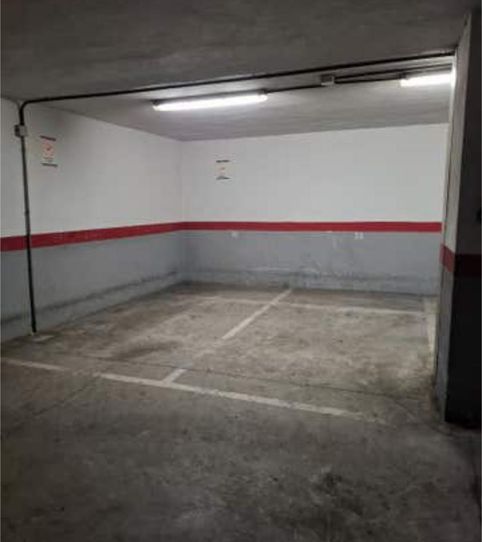 Garage for rent in Ventas, Madrid Capital - image 2 Photo 2 of Garage for rent in Ventas, Madrid Capital