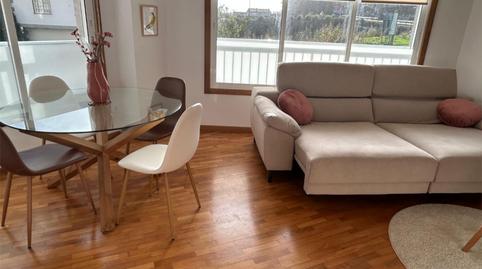 Foto 2 de Piso de alquiler en Avenida Outeiro, 26, Raxó, Poio