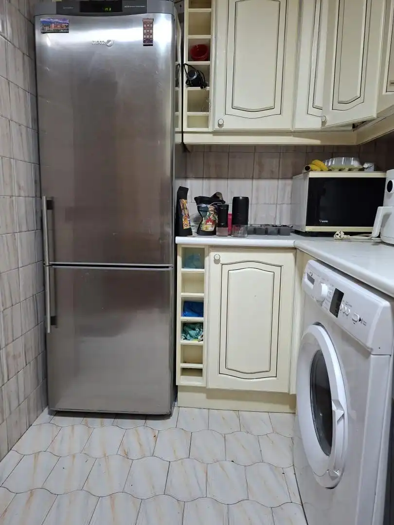 Habitación en Calle Bulevar Salvador Allende, 23, Centro Cocina de Apartamento para compartir en Alcobendas con Calefacción y Amueblado