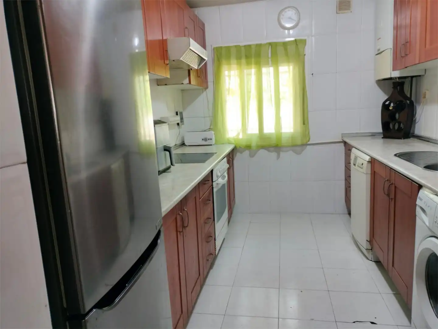 Houses for sale in Calle Cinca, 6, El Bosque Kitchen of Houses for sale in Villaviciosa de Odón with Terrace and Swimming Pool
