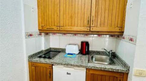 Foto 3 de Piso en venta en Los Cristianos, Arona