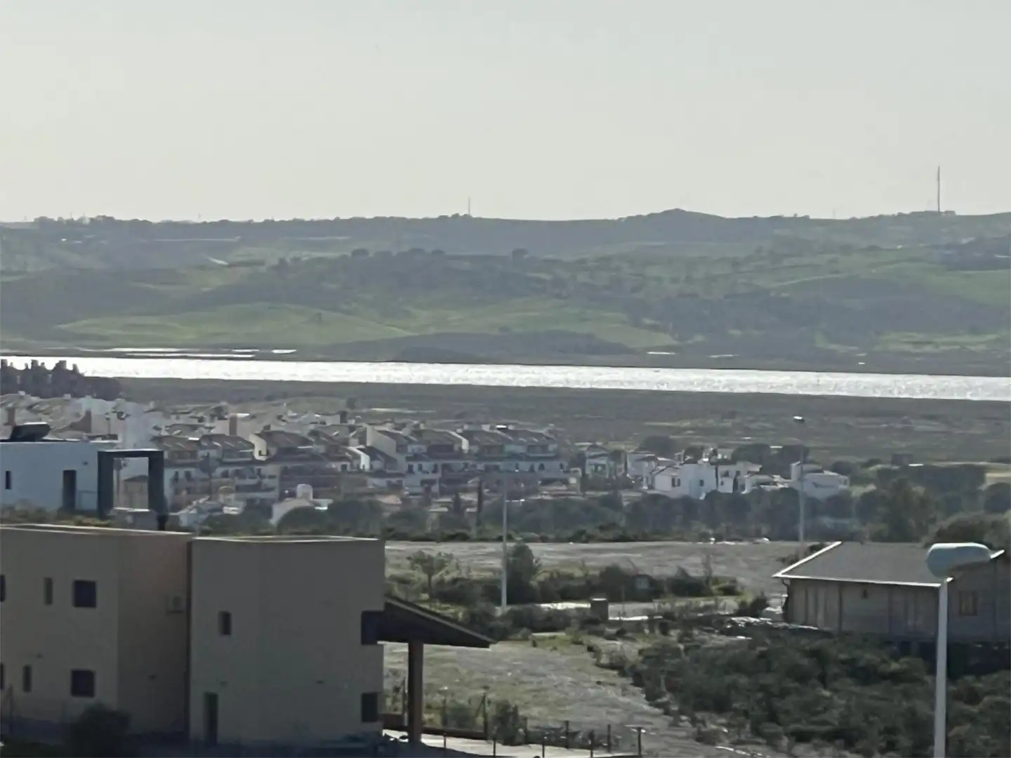 Wohnung zur Miete in Urbanización Puente Esuri, Costa Esuri Wohnung zur Miete in Ayamonte mit Klimaanlage, Privatgarten und Terrasse