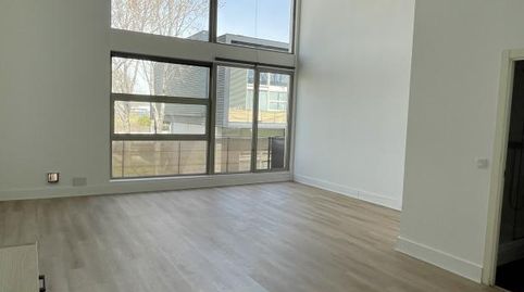 Foto 3 de Piso en venta en Calle Henares, 1, Camarma de Esteruelas, Madrid
