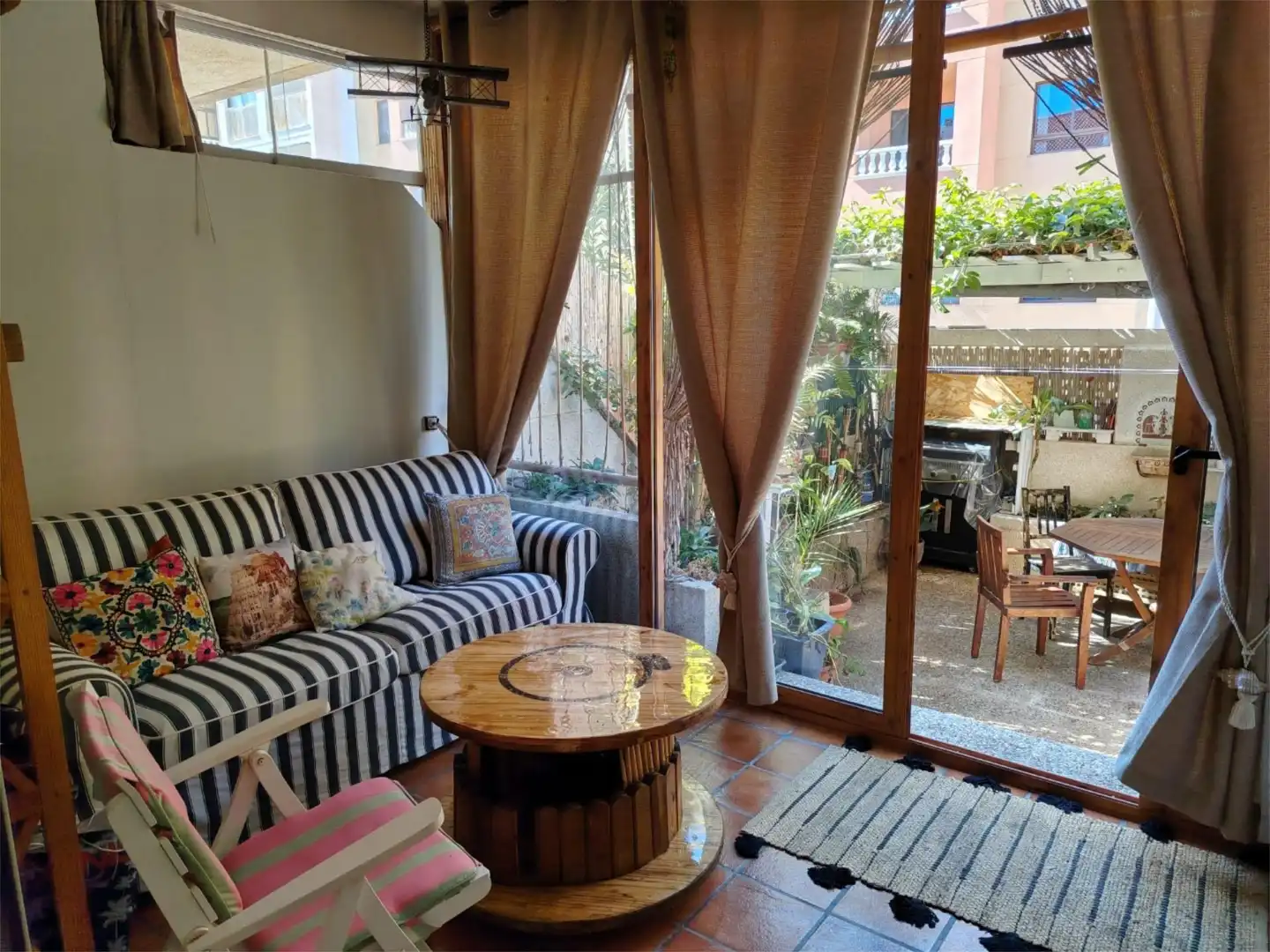 Piso en venta en Calle Brasil, 15, El Médano Jardín de Piso en venta en Granadilla de Abona con Aire acondicionado, Calefacción y Jardín privado