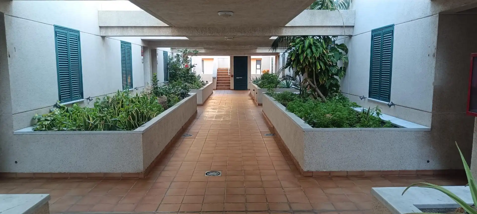 Piso en venta en Calle Brasil, 15, El Médano Piso en venta en Granadilla de Abona con Aire acondicionado, Calefacción y Jardín privado