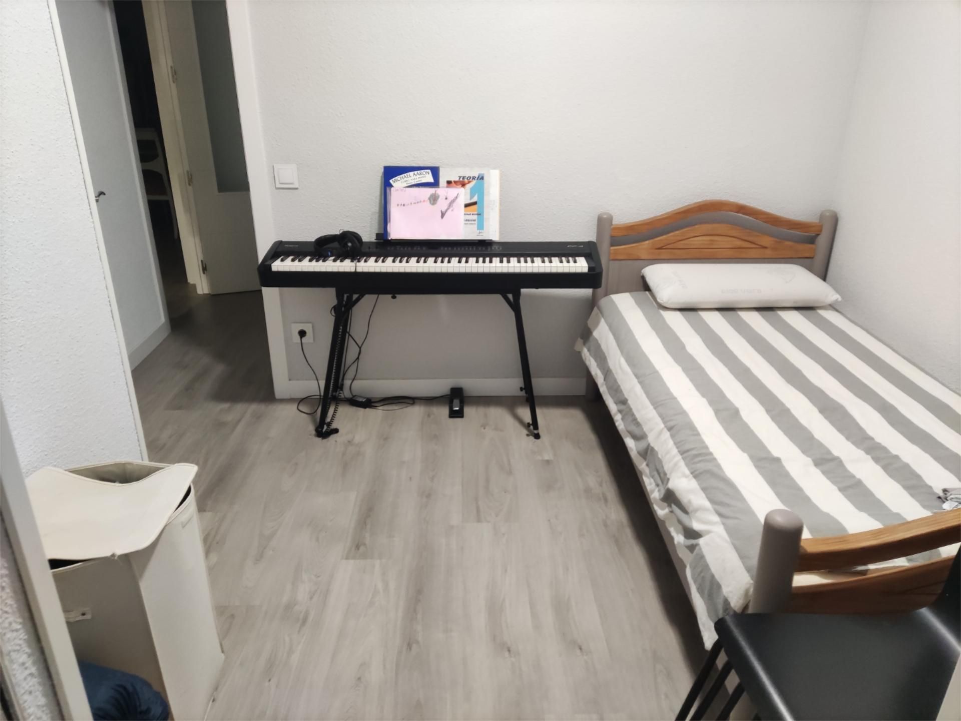 Dormitori de Pis per a compartir en  Madrid Capital amb Aire condicionat, Calefacció i Parquet