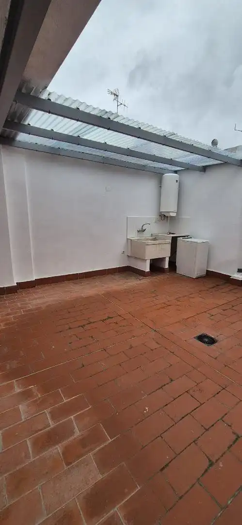 Einfamilien-Reihenhaus zur Miete in Carrer Exèrcit, 59, Avenida Alemania-Italia