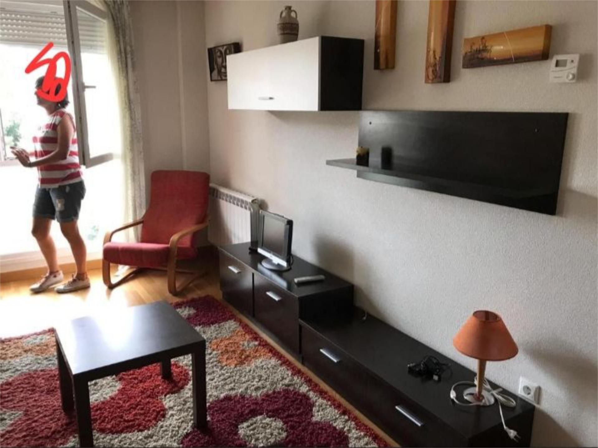 Flat for rent in Avenida Viñalta, 26, Allende el Río