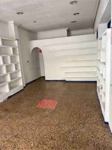 Local comercial en Alquiler en Carolinas Altas