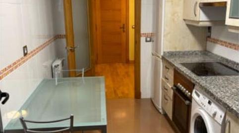 Foto 3 de Apartamento de alquiler en HUCA - La Cadellada, Oviedo