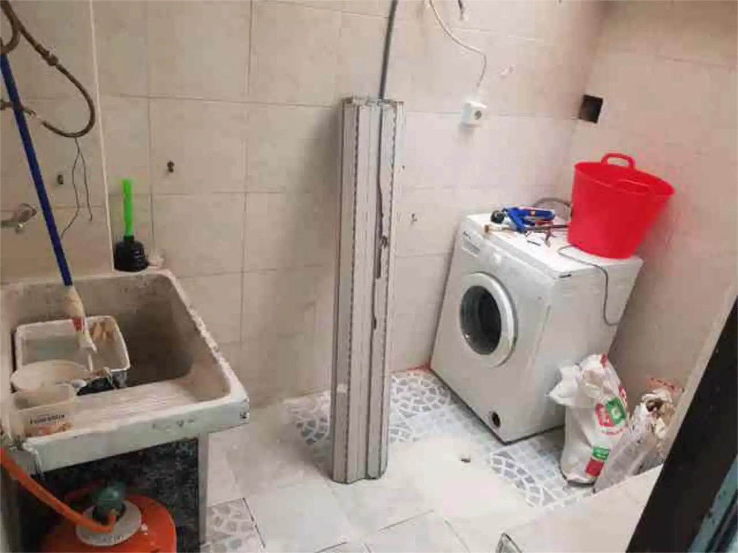 Pis en venda a Yecla Bany de Pis en venda en Yecla
