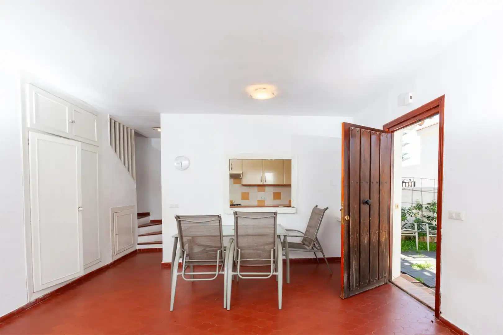 Casa adosada en venta en Marbella con Jardín privado, Terraza y Horno