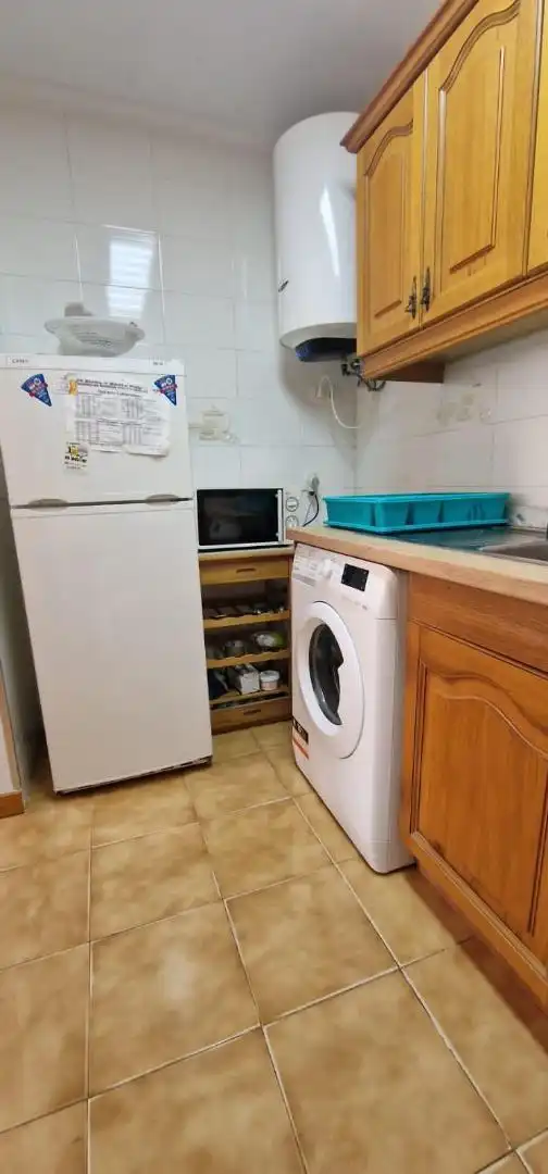Piso de alquiler en Calle Alcoy, 31, Playa Tamarit - Playa Lissa Cocina de Piso de alquiler en Santa Pola con Jardín privado, Terraza y Piscina