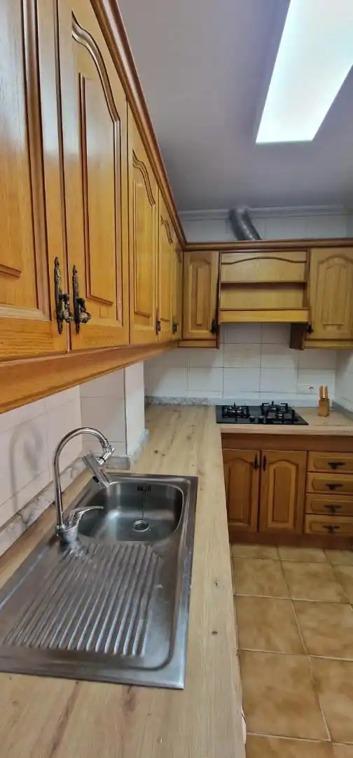 Piso de alquiler en Calle Alcoy, 31, Playa Tamarit - Playa Lissa Cocina de Piso de alquiler en Santa Pola con Jardín privado, Terraza y Piscina