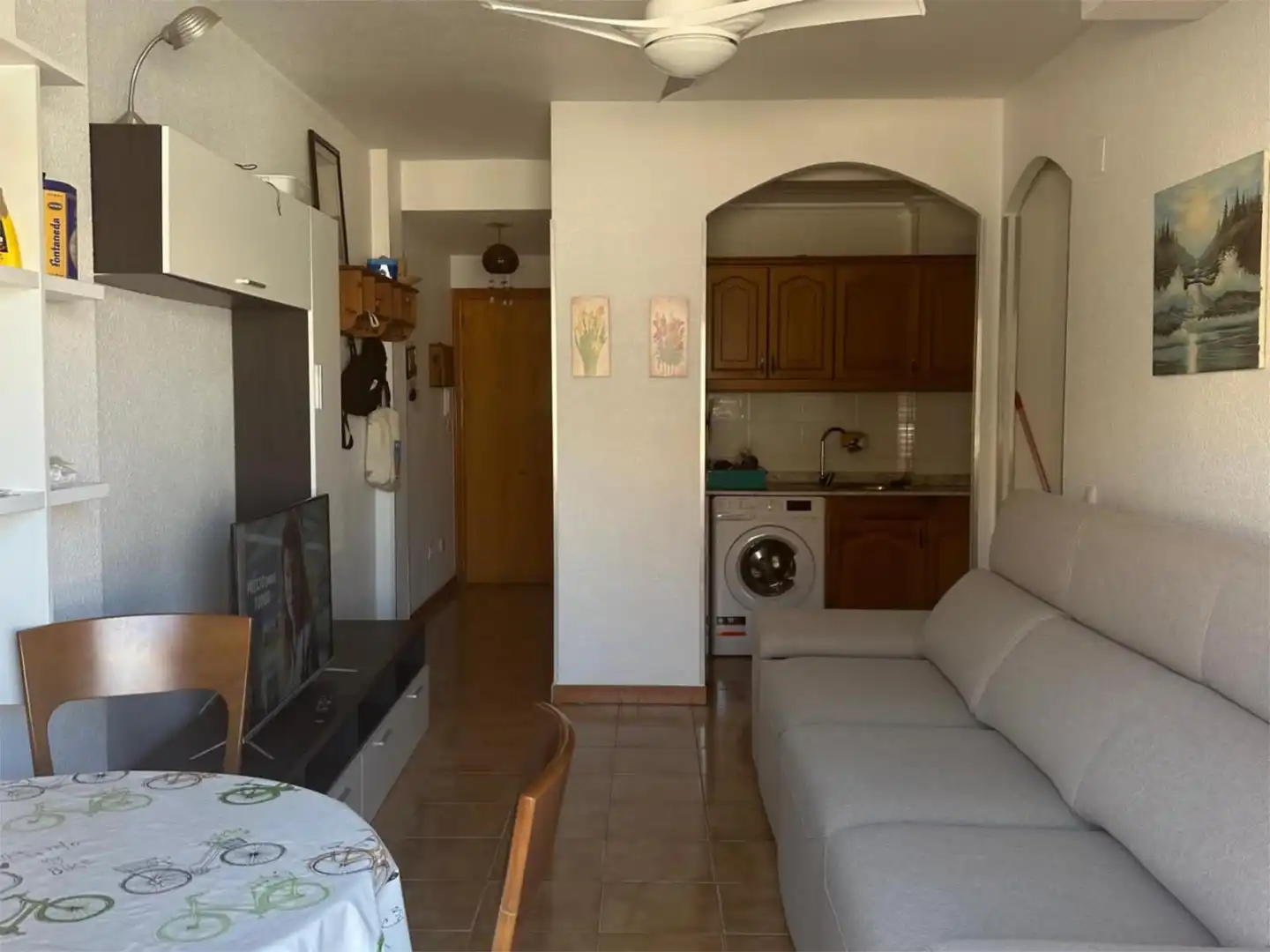 Piso de alquiler en Calle Alcoy, 31, Playa Tamarit - Playa Lissa Sala de estar de Piso de alquiler en Santa Pola con Jardín privado, Terraza y Piscina