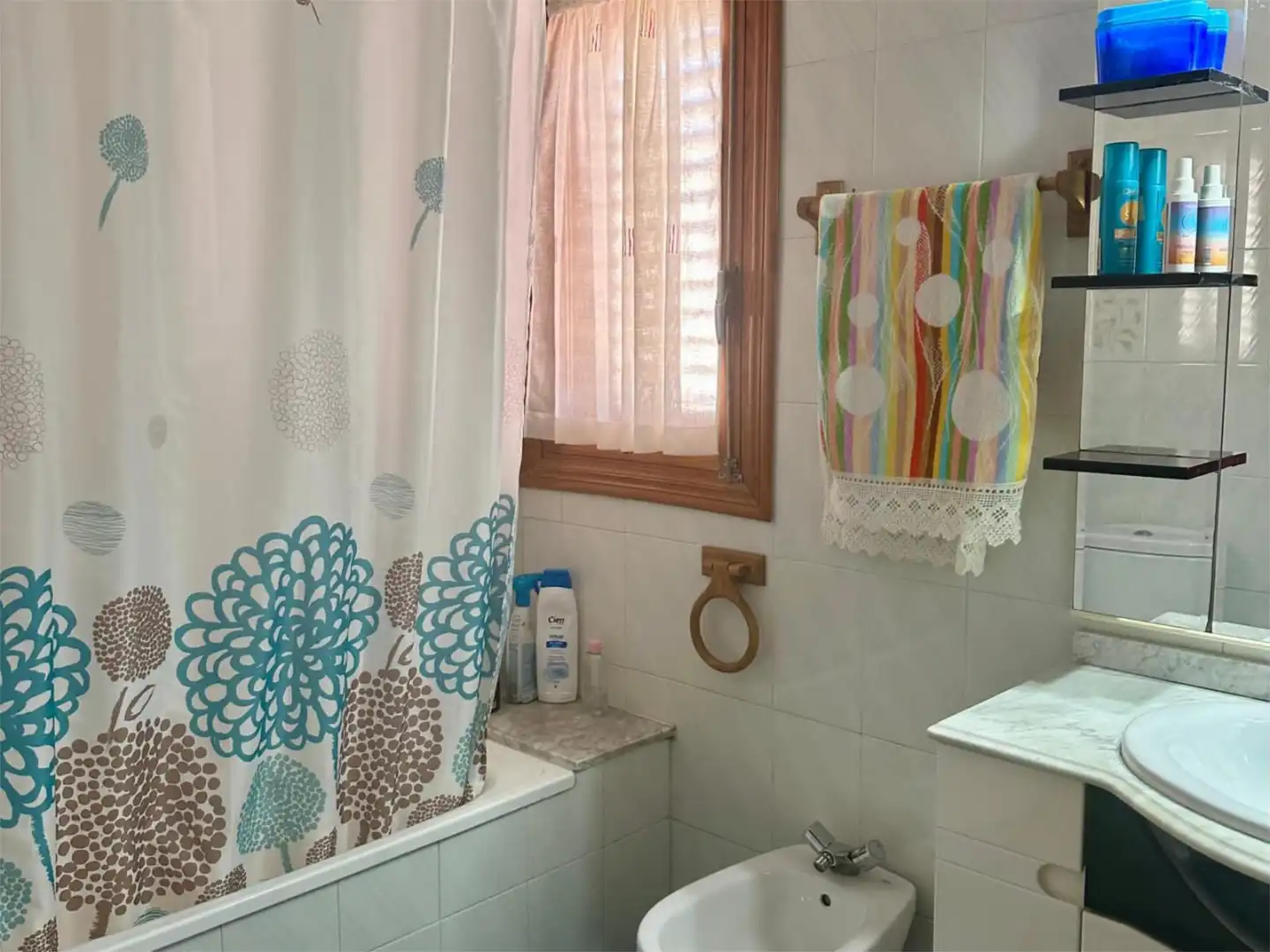 Piso de alquiler en Calle Alcoy, 31, Playa Tamarit - Playa Lissa Baño de Piso de alquiler en Santa Pola con Jardín privado, Terraza y Piscina