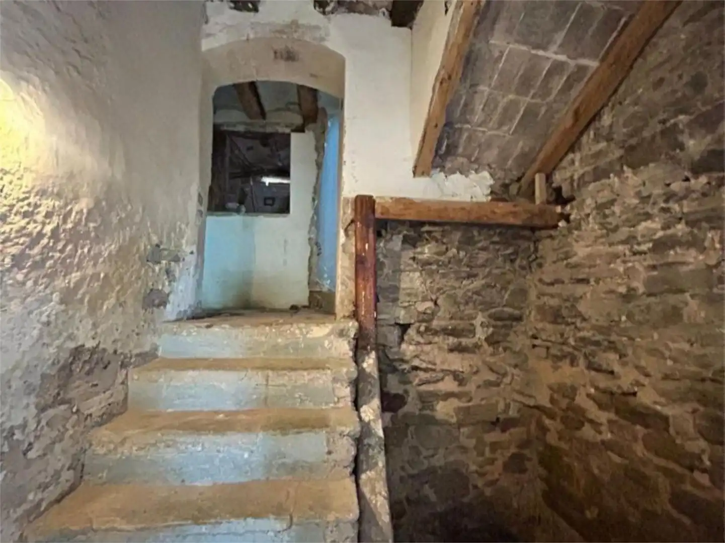 Casa adosada en venda a Calle Unica, 35, Gavet de la Conca
