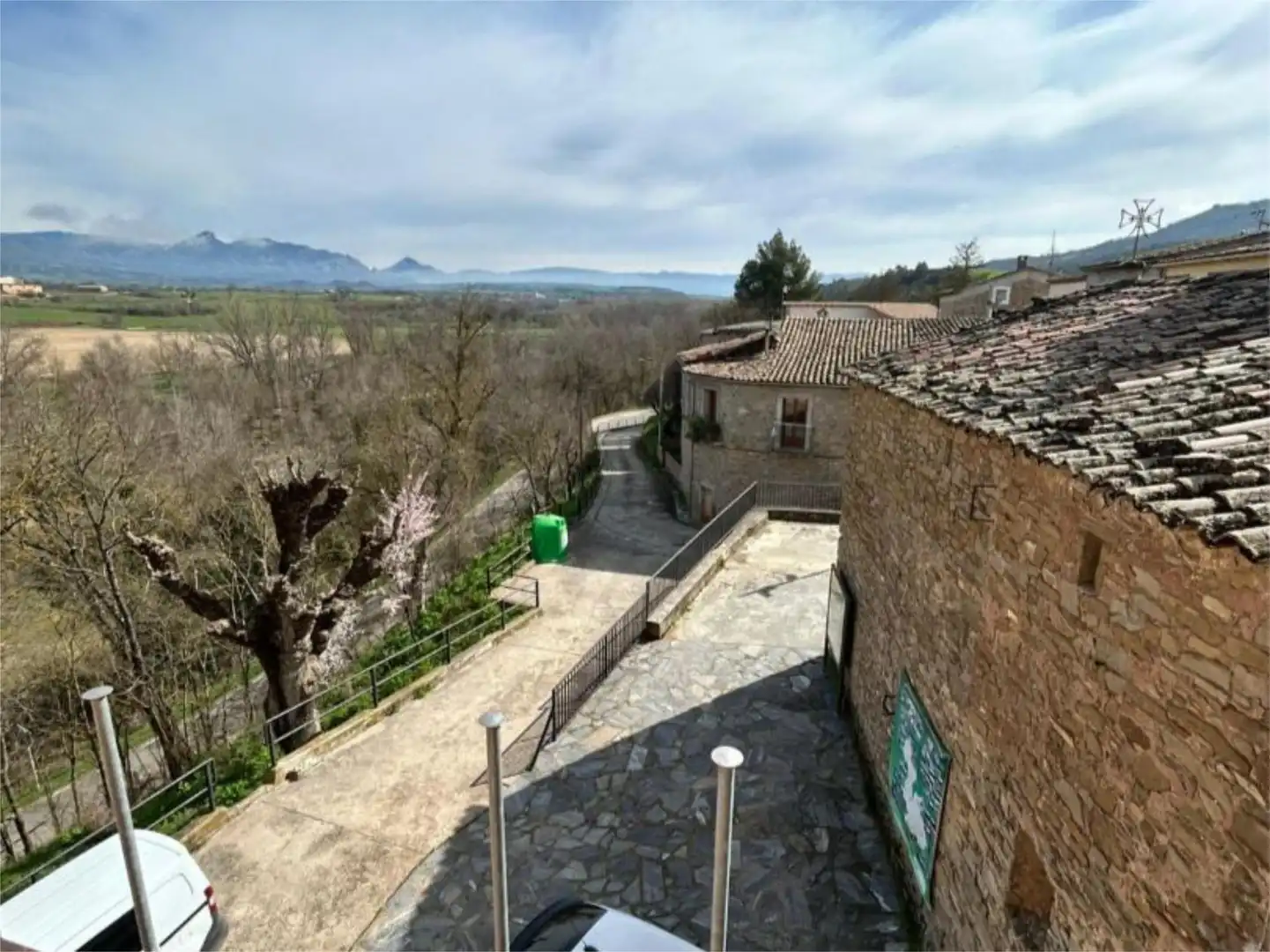 Casa adosada en venda a Calle Unica, 35, Gavet de la Conca