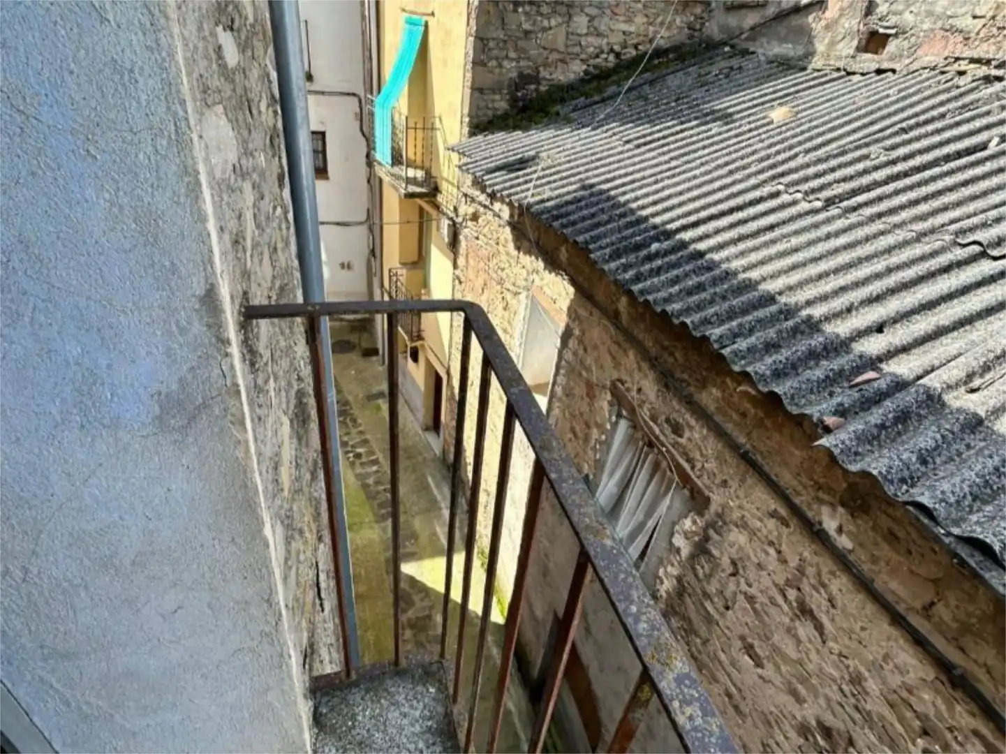 Casa adosada en venda a Calle Unica, 35, Gavet de la Conca