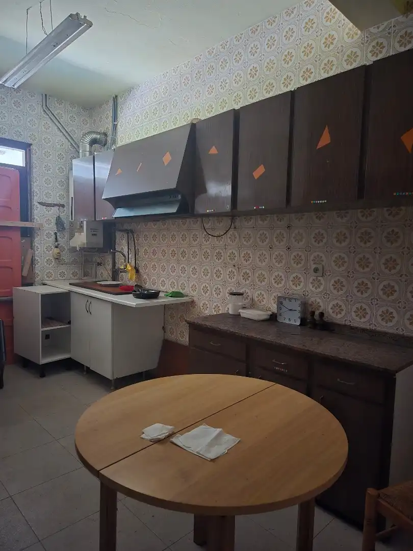 Cocina de Casa o chalet en venta en Oleiros con Calefacción, Jardín privado y Parquet