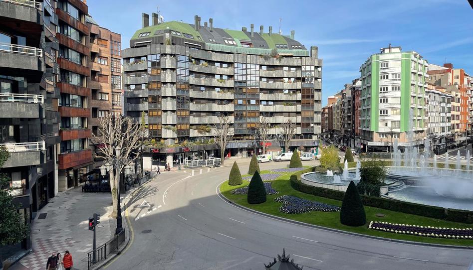 Pis de lloguer a Calle Telesforo Cuevas, 1, Plaza de América, Oviedo - imatge 1 Foto 1 de Pis de lloguer a Calle Telesforo Cuevas, 1, Plaza de América, Oviedo