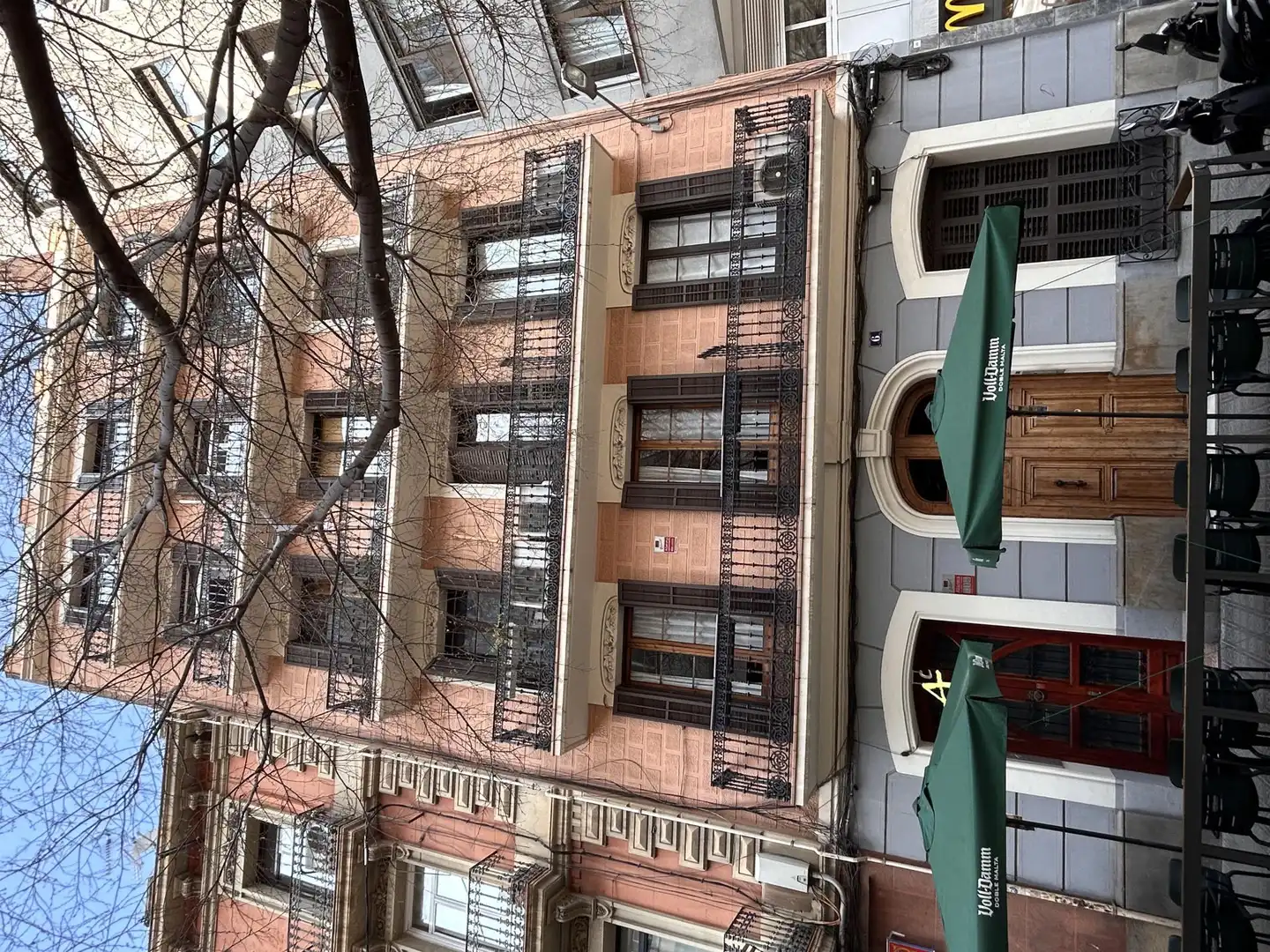 Flat for sale in Carrer de Sant Gervasi de Cassoles, 6, Sant Gervasi i la Bonanova Exterior view of Flat for sale in Barcelona Capital with Air Conditioner and Balcony