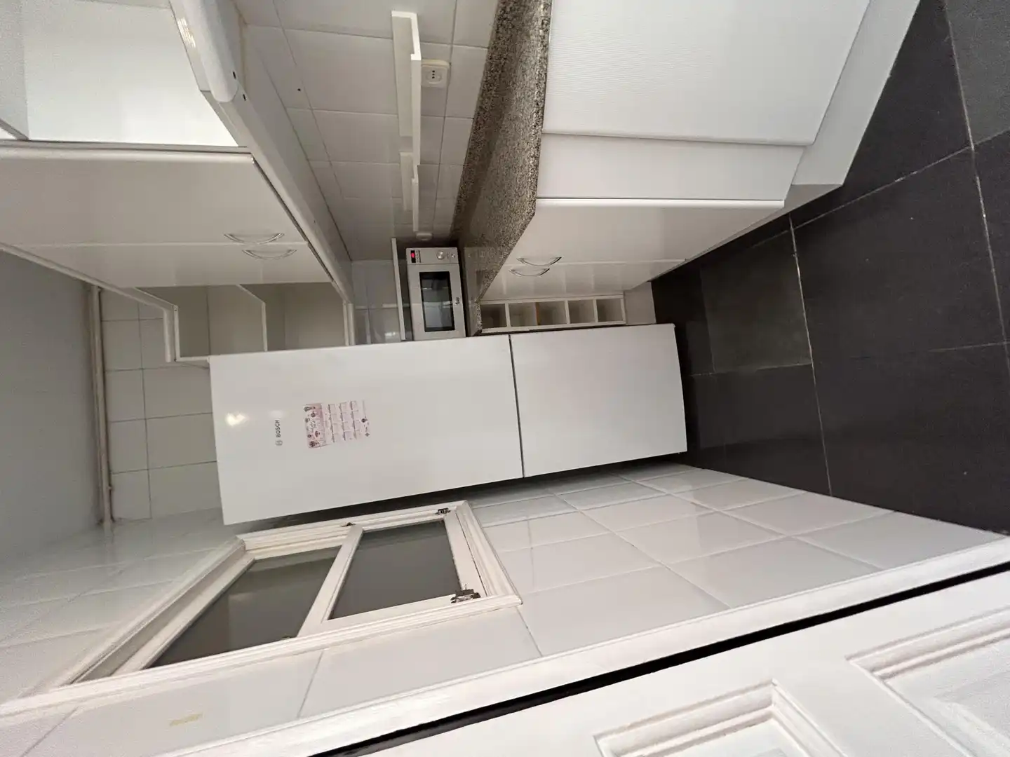 Flat for sale in Carrer de Sant Gervasi de Cassoles, 6, Sant Gervasi i la Bonanova Kitchen of Flat for sale in Barcelona Capital with Air Conditioner and Balcony