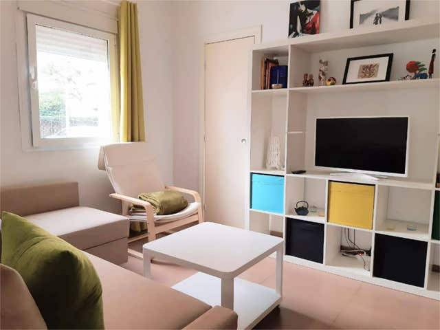 Apartamento en Alquiler en Tiro de Línea