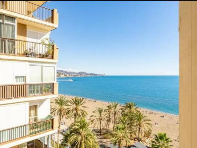 Piso en Venta en Calle Pintor Guerrero del Castillo, 2 en La Malagueta - Monte Sancha